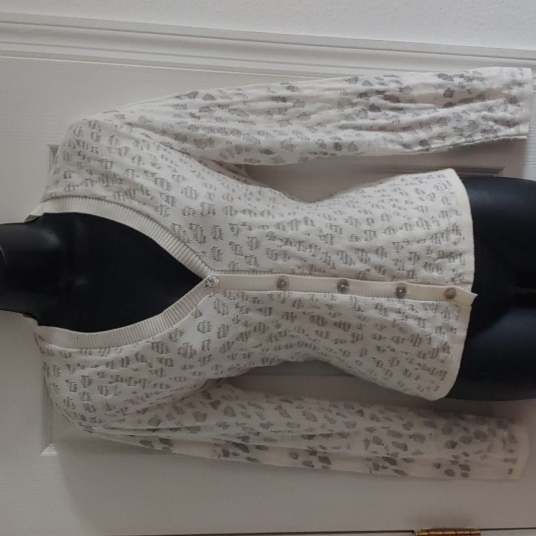 2 Cardigans M&L